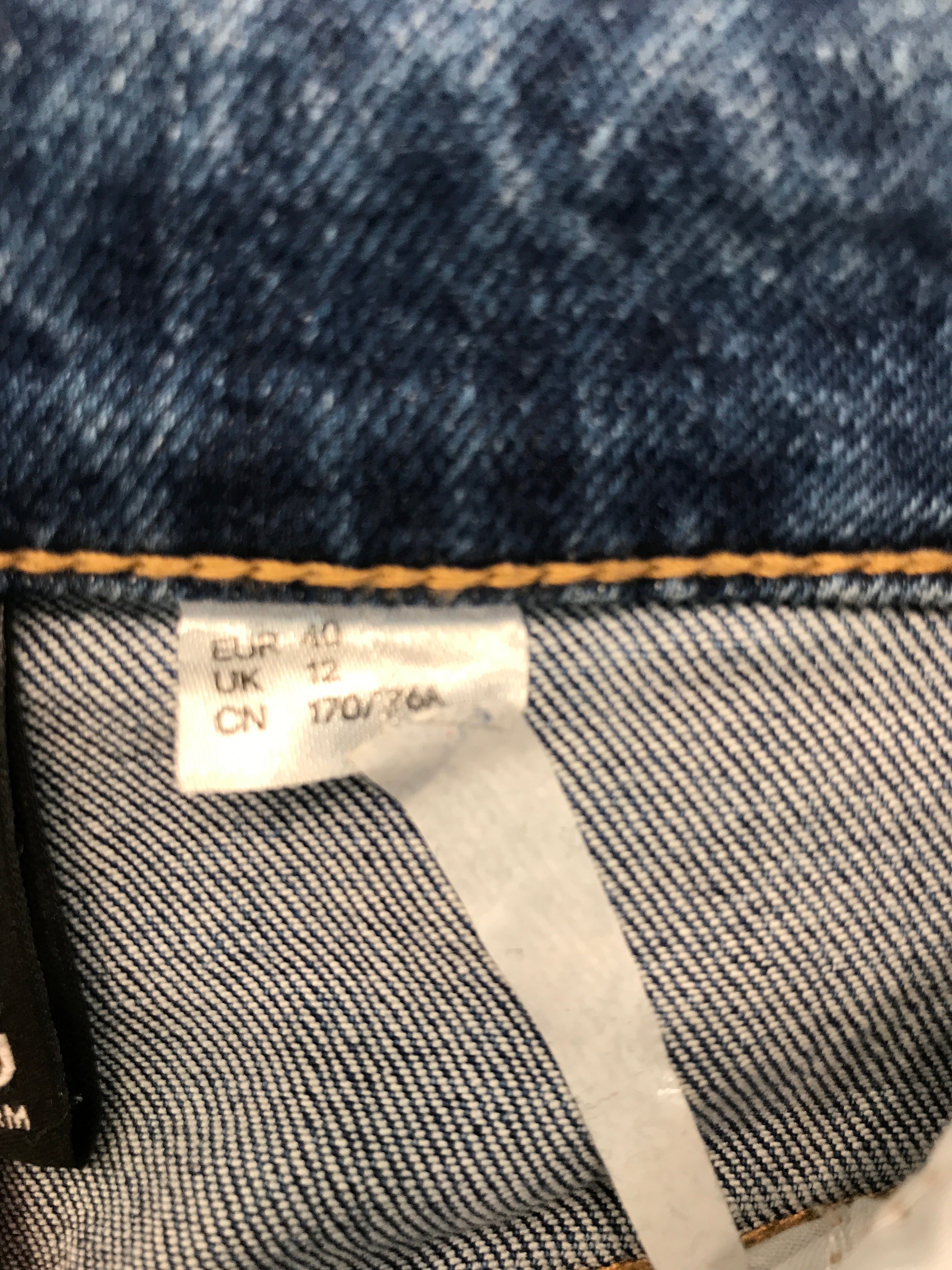 Divided Jeans